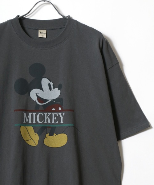 Disney(ディズニー)の「Disney/ディズニー ミッキー オーバーサイズ ピグメント風 ヴィンテージプリント 半袖Tシャツ レディース メンズ(Tシャツ/カットソー・レディース・ブラック系その他4/ブラック系その他/ブラック系その他3/ブラック系その他5/ブラック系その他2・M/L/LL)」の2枚目の写真