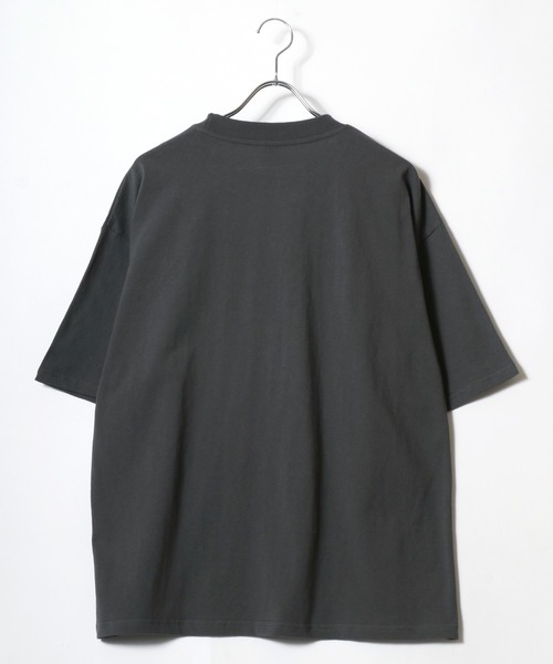 Disney(ディズニー)の「Disney/ディズニー ミッキー オーバーサイズ ピグメント風 ヴィンテージプリント 半袖Tシャツ レディース メンズ(Tシャツ/カットソー・レディース・ブラック系その他4/ブラック系その他/ブラック系その他3/ブラック系その他5/ブラック系その他2・M/L/LL)」の7枚目の写真