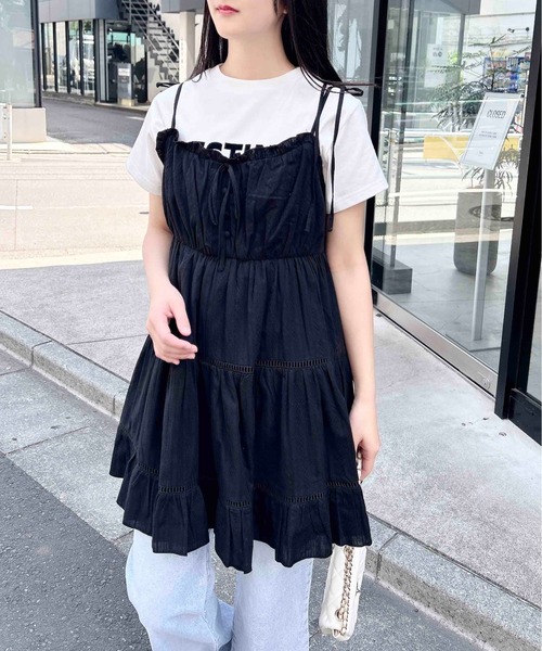 INGNI（イング）の「コットンレースティアードミニキャミワンピース（ワンピース・レディース・オフホワイト/ブラック/サックスブルー/ブラック系その他/サックスブルー系2/ホワイト系その他/ブラウン系4・M）」の16枚目の写真