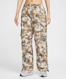 NIKE(iCL)̃iCL X|[cEFA EBY ~bhCY I[o[TCYh J J[S pc / Nike Sportswear Women's Mid-Rise Oversized Camo Cargo Pants HM9017-104 Light Orewood Brown(J[Spc)