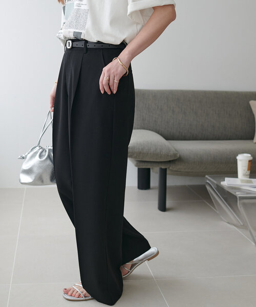 DISCOAT（ディスコート）の「タックストレートパンツ（スラックス・レディース・ブラック/グレー/ブラウン・SMALL/MEDIUM/LARGE）」の22枚目の写真