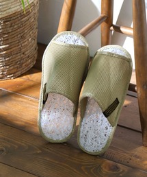 BAYFLOW（ベイフロー）の「[丸洗い可能]【POSTGENERAL】メッシュスリッパ（シューズ小物/雑貨）」