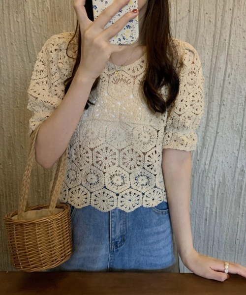 gossip！ロサンゼルス（ゴシップロサンゼルス）の「クロシェ編み パフスリーブトップス（ニット/セーター・レディース・ホワイト/オフホワイト・FREE）」の15枚目の写真
