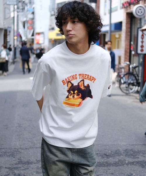 HOOK(フック)の「HOOK -original- 「HOOK BAKERY」シリーズアンティーク動物プリントTEE (SS)(Tシャツ/カットソー・メンズ・ベージュ系その他/グレー系その他7/パープル系その他4/ブラック/ホワイト/ホワイト系その他4/ブラック系その他3/パープル系その他3/ブルー/ベージュ/グレー系その他2/グレー系その他5/グレー系その他/ブルー系その他2/ホワイト系その他6/ホワイト系その他7・LARGE/MEDIUM/X-LARGE)」の2枚目の写真