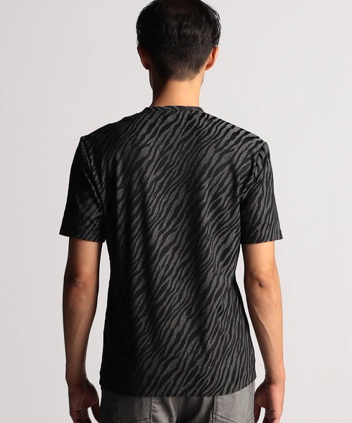 NICOLE CLUB FOR MEN(ニコルクラブフォーメン)の「アラカルトリンクスジャカードVネック半袖プルオーバー(Tシャツ/カットソー・メンズ・ホワイト系/ブラック系1/ブラック系2/グレー系1/グレー系2・MEDIUM/LARGE/X-LARGE)」の11枚目の写真