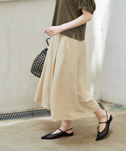 qualite（カリテ）の「【接触冷感】ナチュラルシャンブレーフレアパンツ/オフィスカジュアル/夏服（その他パンツ・レディース・ベージュ/グリーン/ブラック・36/38/40）」の7枚目の写真