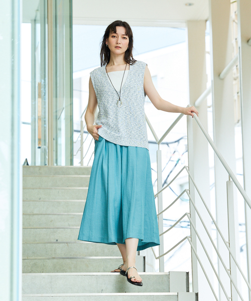 qualite（カリテ）の「【接触冷感】ナチュラルシャンブレーフレアパンツ/オフィスカジュアル/夏服（その他パンツ・レディース・ベージュ/グリーン/ブラック・36/38/40）」の8枚目の写真