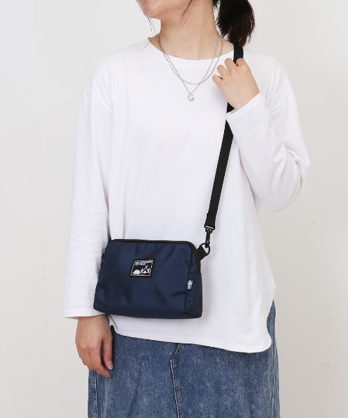 SCANDINAVIAN FOREST（スカンジナビアン・フォレスト）の「SCANDINAVIAN FOREST アクティブサコッシュショルダー（ショルダーバッグ・レディース・グレー/カーキ/ブラック/ネイビー/ベージュ・FREE）」の8枚目の写真