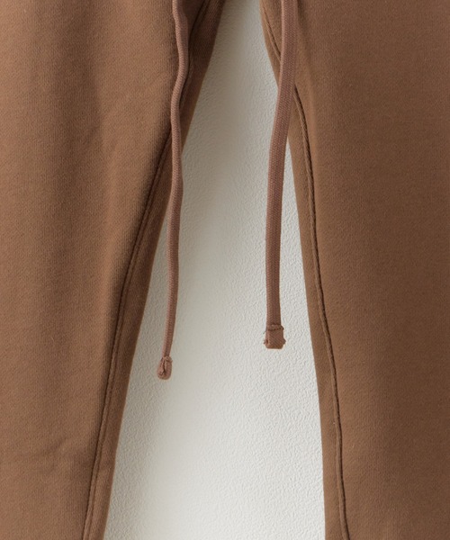FOG ESSENTIALS（エフオージーエッセンシャルズ）の「FOG ESSENTIALS/エッセンシャルズ SSENSE SWEAT PANTS スウェットパンツ（スウェットパンツ・メンズ・ブラウン・M/L/XL）」の6枚目の写真
