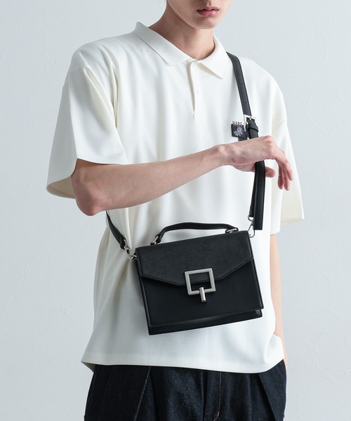 HARE(ハレ)の「スクエアハンドルBAG(HARE)(ショルダーバッグ・メンズ・ブラック・FREE)」の6枚目の写真