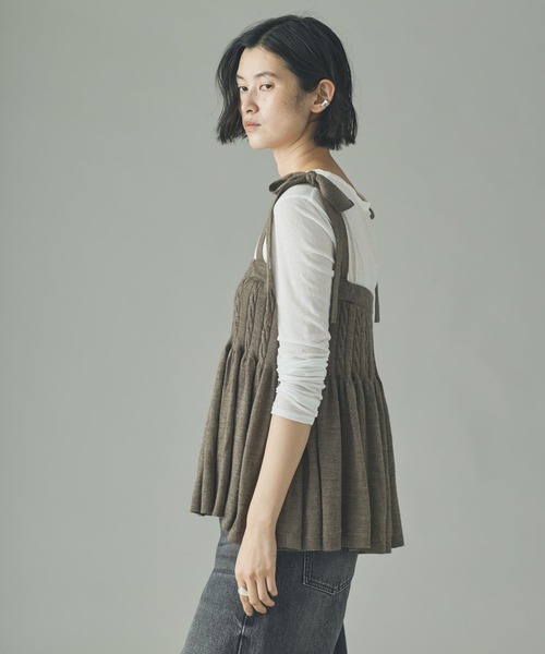 Curensology(カレンソロジー)の「Curensology(カレンソロジー)/ウールリネンキャミニット(キャミソール・レディース・ベージュ/ネイビー/ライトブラウン・FREE)」の13枚目の写真