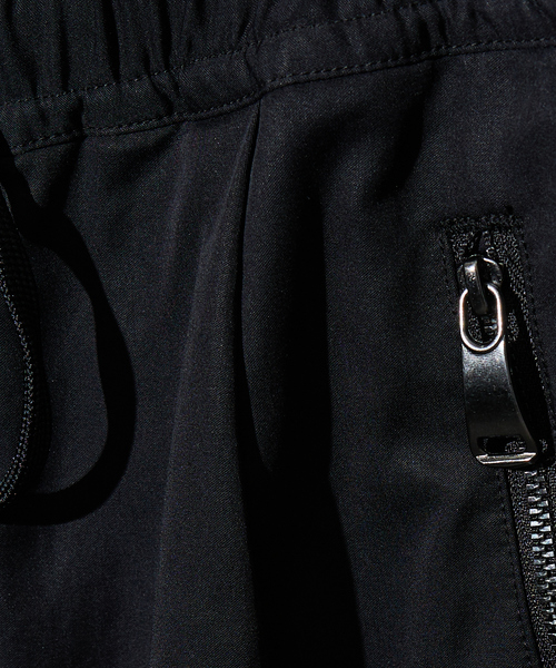 DESIGNWORKS(デザインワークス)の「【セットアップ対応】フィブリル ショートパンツ(その他パンツ・メンズ・ベージュ/ブラック・46/48/50)」の7枚目の写真