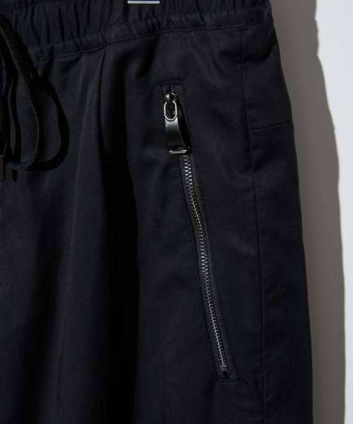 DESIGNWORKS(デザインワークス)の「【セットアップ対応】フィブリル ショートパンツ(その他パンツ・メンズ・ベージュ/ブラック・46/48/50)」の8枚目の写真