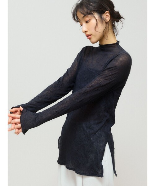 MIDIUMISOLID（ミディウミソリッド）の「MIDIUMISOLID for Ladies シアーハイネックインナー（Tシャツ/カットソー・レディース・チャコールグレー/オフホワイト/ピンク/ブラック/ベージュ・FREE）」の8枚目の写真