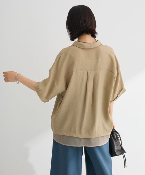 Green　Parks（グリーンパークス）の「裾レイヤードショートスリーブシャツⅡ（シャツ/ブラウス・レディース・ベージュ/サックスブルー/ブラック/オフホワイト・FREE）」の15枚目の写真