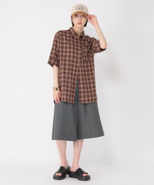 studio CLIP（スタディオクリップ）の「【daily CLIP】バミューダパンツ（スラックス・レディース・ベージュ/グレー・FREE）」の6枚目の写真