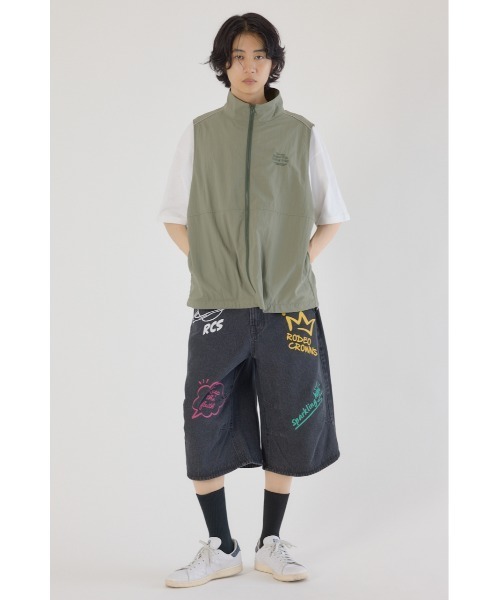 RODEO CROWNS WIDE BOWL（ロデオクラウンズワイドボウル）の「ドロストスタンドネックベスト（ベスト・メンズ・チャコールグレー/ライトカーキ/ブラック・FREE）」の15枚目の写真