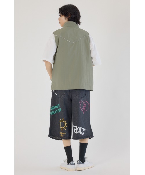 RODEO CROWNS WIDE BOWL（ロデオクラウンズワイドボウル）の「ドロストスタンドネックベスト（ベスト・メンズ・チャコールグレー/ライトカーキ/ブラック・FREE）」の17枚目の写真