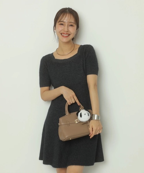 Apuweiser-riche（アプワイザーリッシェ）の「ふわふわ半袖スクエアニットワンピース（ワンピース・レディース・ボルドー/ホワイト/グレー・2/1）」の18枚目の写真