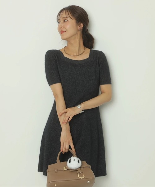 Apuweiser-riche（アプワイザーリッシェ）の「ふわふわ半袖スクエアニットワンピース（ワンピース・レディース・ボルドー/ホワイト/グレー・2/1）」の19枚目の写真