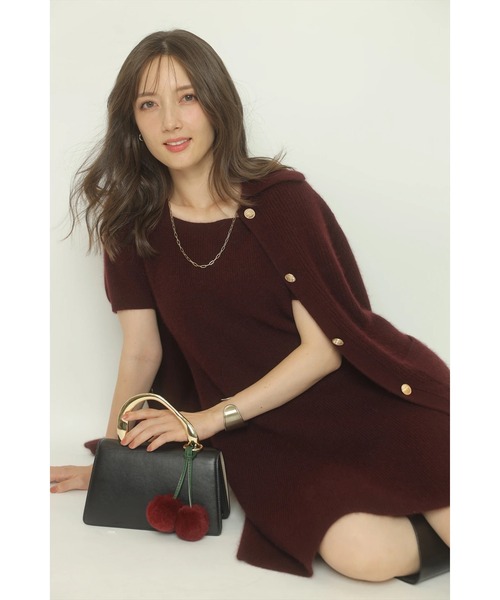 Apuweiser-riche（アプワイザーリッシェ）の「ふわふわ半袖スクエアニットワンピース（ワンピース・レディース・ボルドー/ホワイト/グレー・2/1）」の4枚目の写真