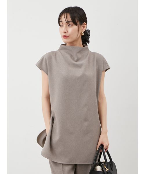 Mila Owen(ミラオーウェン)の「【セットアイテム】ドレープブラウスセミフレアゴムパンツSET UP(その他パンツ・レディース・ブラック/モカ・0/1)」の12枚目の写真