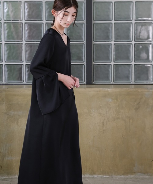 select MOCA(セレクトモカ)の「【オケージョン/結婚式】スリットスリーブVネックワンピース(ドレス・レディース・ブラウン/ブラック・MEDIUM/LARGE)」の12枚目の写真