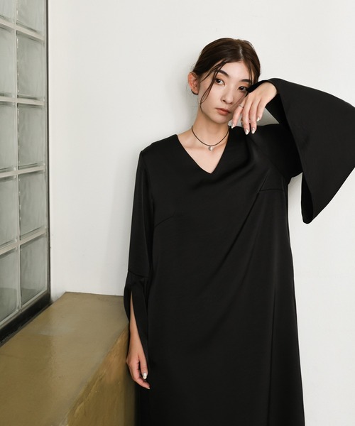 select MOCA(セレクトモカ)の「【オケージョン/結婚式】スリットスリーブVネックワンピース(ドレス・レディース・ブラウン/ブラック・MEDIUM/LARGE)」の7枚目の写真