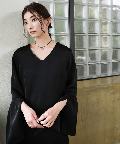 select MOCA(セレクトモカ)の「【オケージョン/結婚式】スリットスリーブVネックワンピース(ドレス・レディース・ブラウン/ブラック・MEDIUM/LARGE)」の5枚目の写真