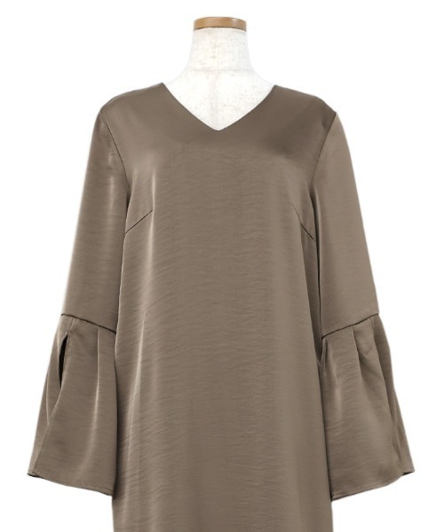 select MOCA(セレクトモカ)の「【オケージョン/結婚式】スリットスリーブVネックワンピース(ドレス・レディース・ブラウン/ブラック・MEDIUM/LARGE)」の15枚目の写真