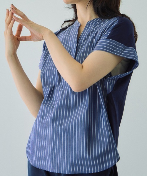 VICKY（ビッキー）の「ストライプフェイスキーネックブラウス≪洗濯機で洗える≫（シャツ/ブラウス・レディース・ホワイト系その他/ダークネイビー/ブラウン系その他・M）」の3枚目の写真