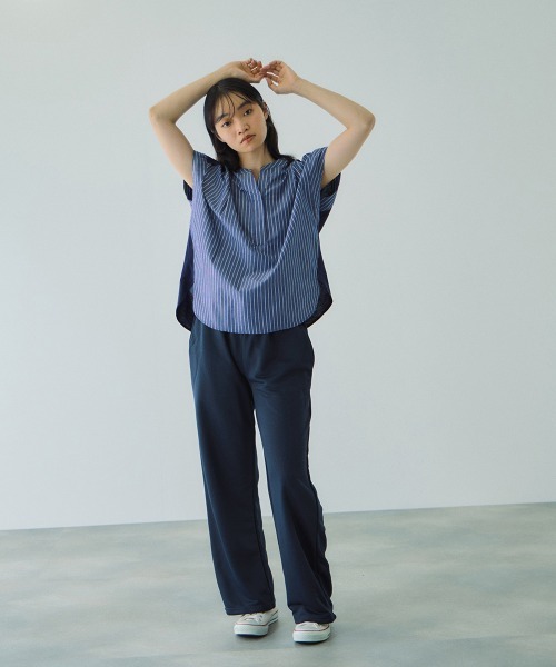 VICKY（ビッキー）の「ストライプフェイスキーネックブラウス≪洗濯機で洗える≫（シャツ/ブラウス・レディース・ホワイト系その他/ダークネイビー/ブラウン系その他・M）」の11枚目の写真