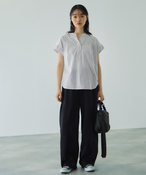 VICKY（ビッキー）の「ストライプフェイスキーネックブラウス≪洗濯機で洗える≫（シャツ/ブラウス・レディース・ホワイト系その他/ダークネイビー/ブラウン系その他・M）」の16枚目の写真