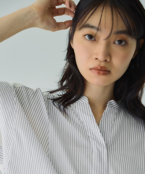 VICKY（ビッキー）の「ストライプフェイスキーネックブラウス≪洗濯機で洗える≫（シャツ/ブラウス・レディース・ホワイト系その他/ダークネイビー/ブラウン系その他・M）」の14枚目の写真