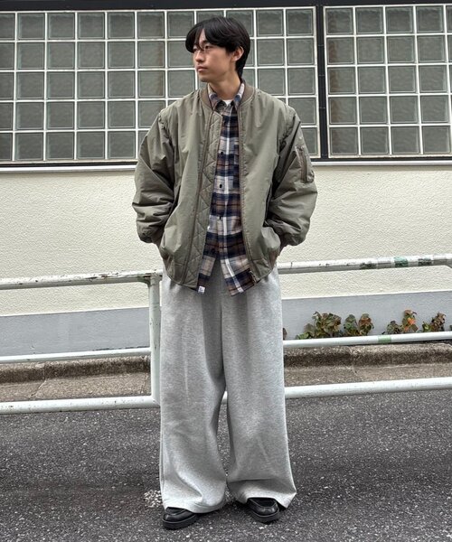 CIAOPANIC TYPY（チャオパニックティピー）の「累計販売数２万枚！【新色登場/ユニセックス】ボリュームスリーブMA-1（MA-1・レディース・ブラック/オフホワイト/カーキ/ブラウン・ONE SIZE）」の10枚目の写真