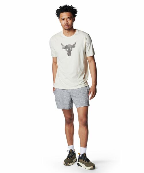 UNDER ARMOUR(アンダーアーマー)の「UAプロジェクトロック グラフィック ショートスリーブTシャツ(トレーニング/メンズ)(Tシャツ/カットソー・メンズ・ベージュ・2XL/M/L/3XL/XL/S)」の3枚目の写真