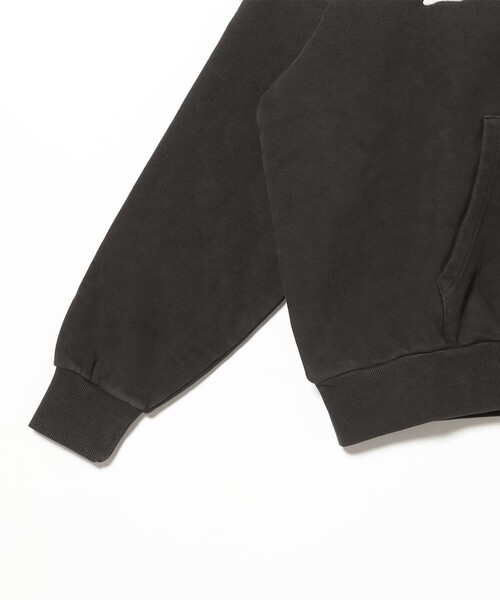 F-LAGSTUF-F（フラグスタフ）の「F-LAGSTUF-F / ZIP HOODIE