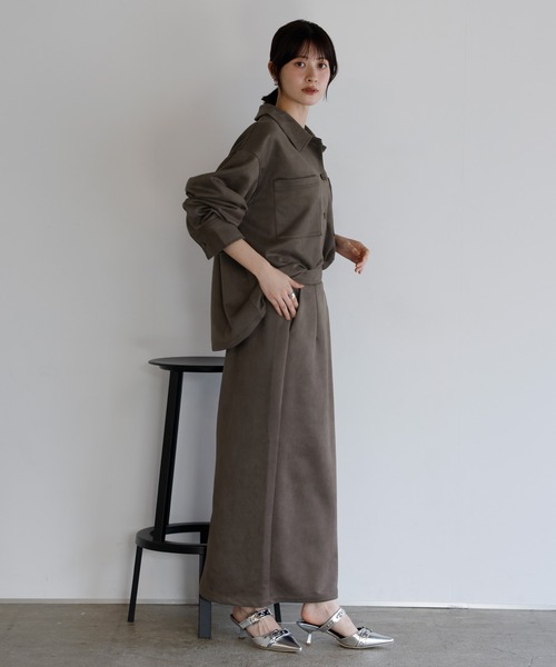 shetila(シェティラ)の「【セットアップ対応】ストレッチフェイクスエード オーバーサイズ シャツジャケット(シャツ/ブラウス・レディース・チャコール/ブラウン/キャメル・M)」の7枚目の写真