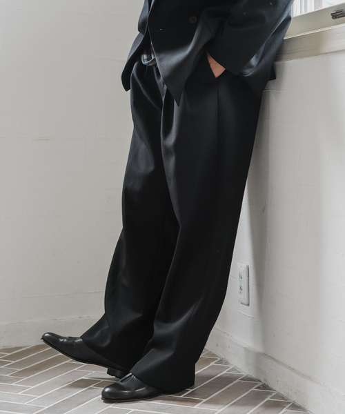 EDIFICE（エディフィス）の「VISTO ギャバ  2プリーツ パンツ【セットアップ着用可】（スラックス・メンズ・ベージュ/ブラック・LARGE/MEDIUM/SMALL）」の8枚目の写真