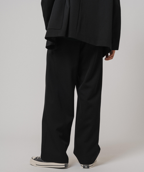 EDIFICE（エディフィス）の「VISTO ギャバ  2プリーツ パンツ【セットアップ着用可】（スラックス・メンズ・ベージュ/ブラック・LARGE/MEDIUM/SMALL）」の10枚目の写真