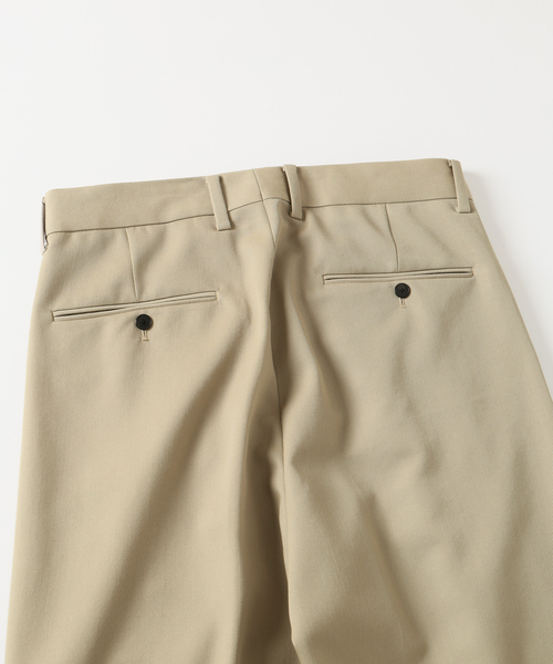 EDIFICE（エディフィス）の「VISTO ギャバ  2プリーツ パンツ【セットアップ着用可】（スラックス・メンズ・ベージュ/ブラック・LARGE/MEDIUM/SMALL）」の18枚目の写真