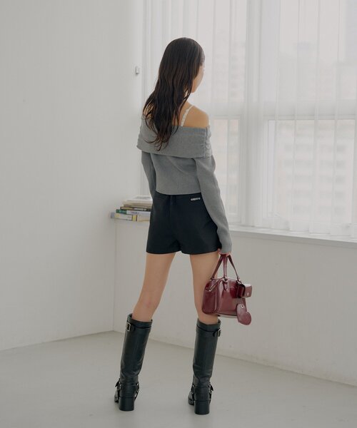 Chico（チコ）の「フロントタックショートパンツ（その他パンツ・レディース・グレー/ブラック/グレー系その他2・FREE/MEDIUM）」の6枚目の写真