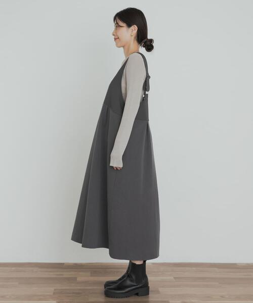URBAN RESEARCH DOORS(アーバンリサーチドアーズ)の「深Uネック切替ジャンパースカート(ワンピース・レディース・チャコールグレー/ブラック・MEDIUM)」の20枚目の写真