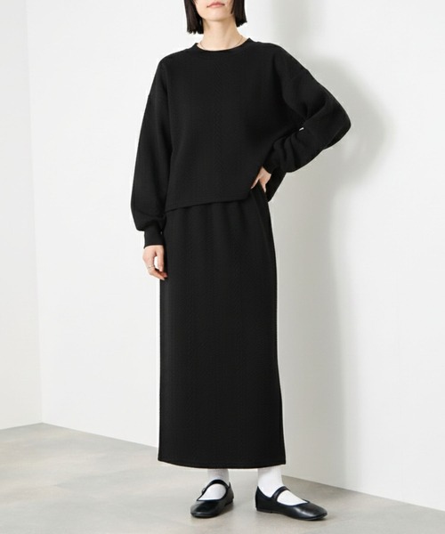 Idnes ふくれジャガードプルオーバー＆ロングナロースカート