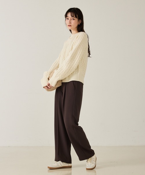 qualite（カリテ）の「ケーブルスラッシュネックニット/秋服/冬服/ハイゲージニット/ローゲージニット（ニット/セーター・レディース・アイボリー/グレー・フリー）」の15枚目の写真