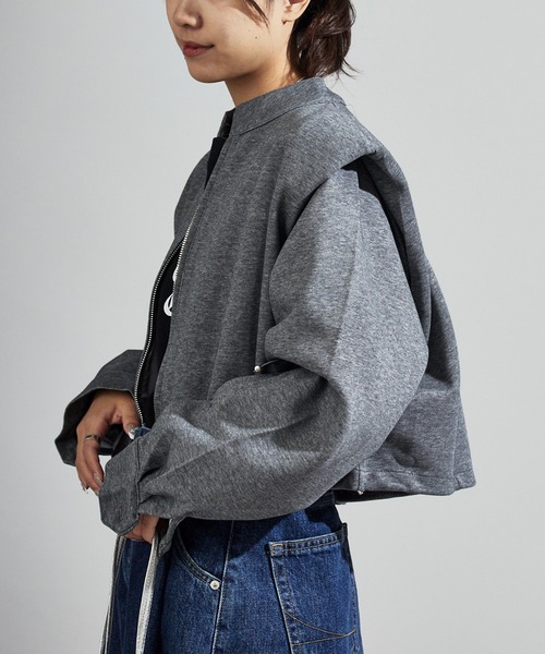Chick（チック）の「Stand Collar Double Zip Sweatshirt / スタンドネックダブルジップスウェット（スウェット・レディース・ホワイト/ライトグレー/ブラック/チャコール・FREE）」の4枚目の写真