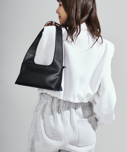 Chick（チック）の「Stand Collar Double Zip Sweatshirt / スタンドネックダブルジップスウェット（スウェット・レディース・ホワイト/ライトグレー/ブラック/チャコール・FREE）」の6枚目の写真