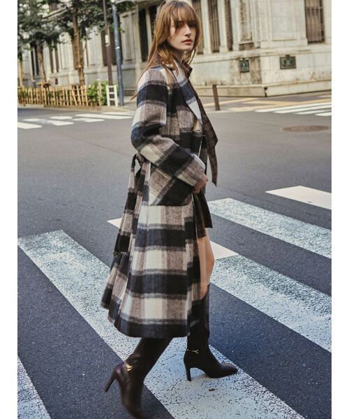 RESEXXY（リゼクシー）の「ミディレングスシャギーチェックコート（その他アウター・レディース・レッド/ブラウン・FREE）」の18枚目の写真