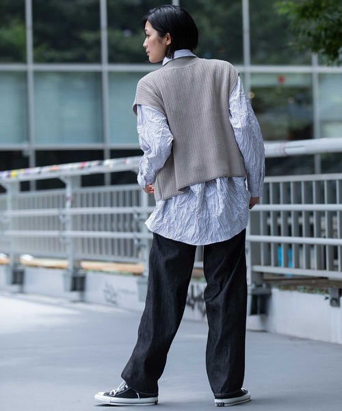 Munich（ミューニック）の「7GG片畦編みニットロゴ刺繍ジレ（ニット/セーター・レディース・ブラック/グレイッシュベージュ/カーキ・FREE）」の15枚目の写真