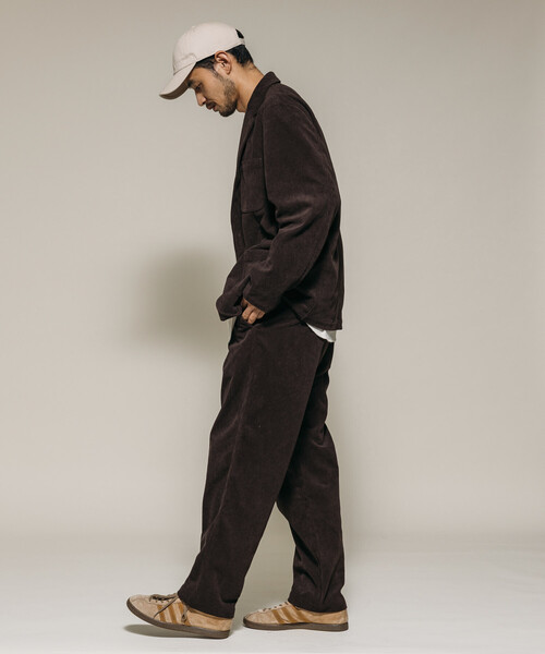FREAK'S STORE（フリークスストア）の「コーデュロイ 2Bジャケット リラックスフィット セットアップ Fabric by SOLOTEX®︎/コーデュロイジャケット コーデュロイパンツ（セットアップ・メンズ・チャコールグレー/ブラック/ブラウン・SMALL/MEDIUM/LARGE）」の13枚目の写真